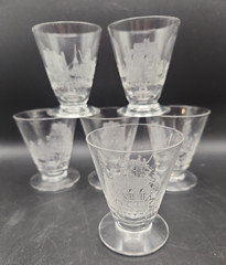 SET OF SIX – 2 3/4″ Heisey TALLY HO Clear Pedestal Glasses CA 1933-1952 ETCH 467