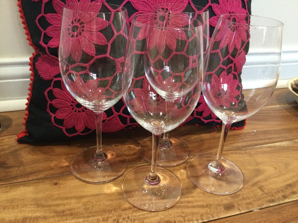 Riedel VINUM ? 8 3/4″ X 2 2/3» Wine Glass set of four marked exc