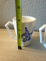 Hazel Atlas circus pattern blue, set of children’s milk glasses