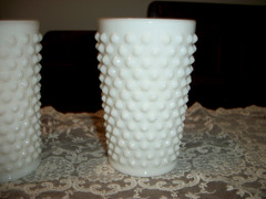 Set of 3 Vintage Fenton White Milk Glass Hobnail Tumblers 5” Tall – Excellent