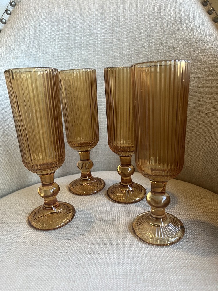 Beautiful Amber Color Champagne Flutes Elegant Look QUALITY Set of 4