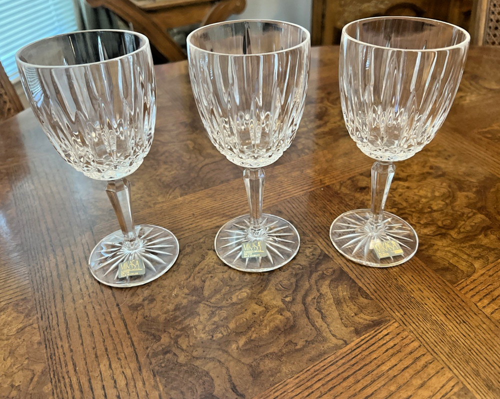 Set of 3 Mikasa Old Dublin Crystal Wine Glasses Goblets 6 1/2″ 8 oz