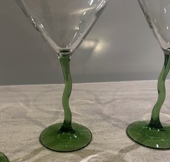 Lot Of 4 Libbey Courbe Green Wiggle Martini Glasses 12oz