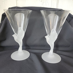 LOT of 2 Crystal SASAKI Frosted Bird WINGS Stem 6.5″ Wine Glasses