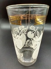 Federal Glass White Fruit With Gold Trim Tumbler Mid Century Drinking Glass 10oz