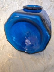 COLONIAL WILLIAMSBURG GREENHOW SHOP BOTTLE BLUE GLASS
