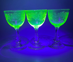 3 Antique French St.Louis Crystal Vaseline Uranium Etched Glass Cup Wine Goblets