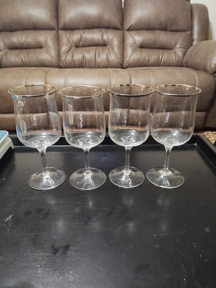 4 Lenox Crystal Desire with Platimum Trim. 7 1/8″ Tall Water Goblets EUC