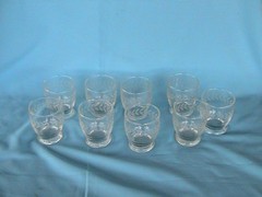 9 USED VINTAGE ANCHOR HOCKING LAUREL GRAY CUT 4 OZ FOOTED TUMBLER 2-3/4″ HIGH
