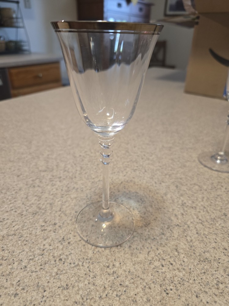 Mikasa – Sonata Platinum – Wine Glass(es). 8″. Preowned.
