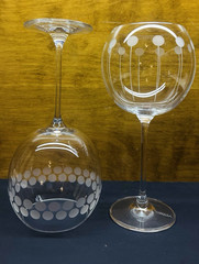 Set Of 2 Mikasa Cheers Etched Crystal Balloon 24 Oz Wine Glasses 9″