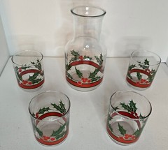 Vtg Libbey HOLLY & BERRIES 13-oz Flat Tumbler Glasses Holiday Set of 4 & Carafe