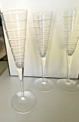 Crystal Champagne Tall Flute Etched Circles in Glass