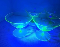 Vintage Set (5) Glowing Uranium Paneled Optic Low Sherbet Depression Era Glasses