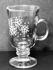 Set of 3 Libbey SNOWFLAKES Holiday Clear Wafer Stem Glass Irish Mug Set NEW