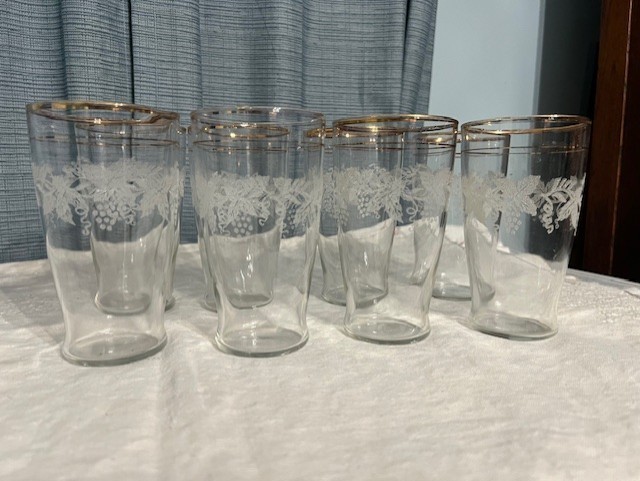 Bartlett Collins Etched Frosted Grapes 5″ Glasses Gold Trim Set of 8 Vintage