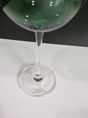Vintage Set of 4 Green Glass Round Wine Glasses Hand Wash Only Unisex Adults
