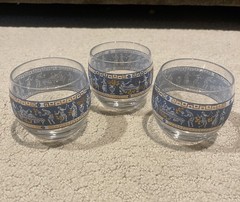 Set of 3 Vintage Etruscan Frieze roly poly cera glasses Good Condition