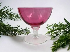 George Borgfeldt Lisa Cranberry Champagne/Sherbet Glass Optic Straight Bowl Set