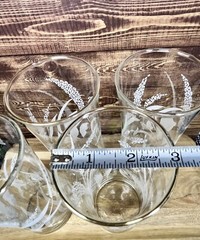 4 Vintage Tumblers Vtg Floral Glasses White Botanical W/ Gold. Retro Glasses.