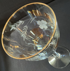 Vintage Gold Fall Leaf Wine Glass Mid-Century Toscany Romania Crystal Gold