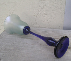Rick Strini Signed Studio Art Glass Long Stem Wine Glass Blue Green luster 9″