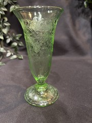 Rare Hazel Atlas Green Florentine No2 Poppy 6” Parfait Glass Glows