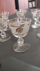 Six MCM Gold Leaf frosted drink glasses gold trim Bar Ware Mid Century 4 1/4″