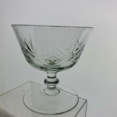 VINTAGE GLASS OR CRYSTAL DESSERT SHERBET PAIR STRAWBERRY/CRISS CROSS PATTERN