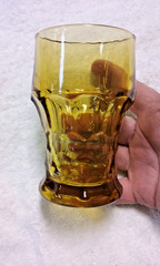 vintage Anchor Hocking Georgian Amber Gold Honeycomb 5″ Glass Tumbler