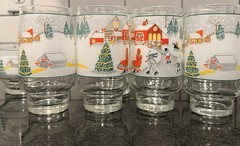 Vintage Lot 10 Sangrio Silent Night Glasses Christmas 3 Sizes Holiday Winter Cup
