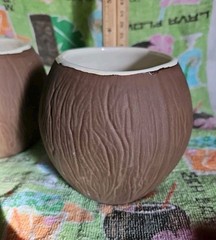 Trader Vic’s Coconut 🥥 2 Glass Set!! Coconut Cups Tropical Hawaiian~ FUN!
