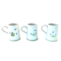 BUCHAN THISTLEWARE SET 3 TANKARDS STEINS COFFEE MUGS 4 1/8″H SCOTLAND #187
