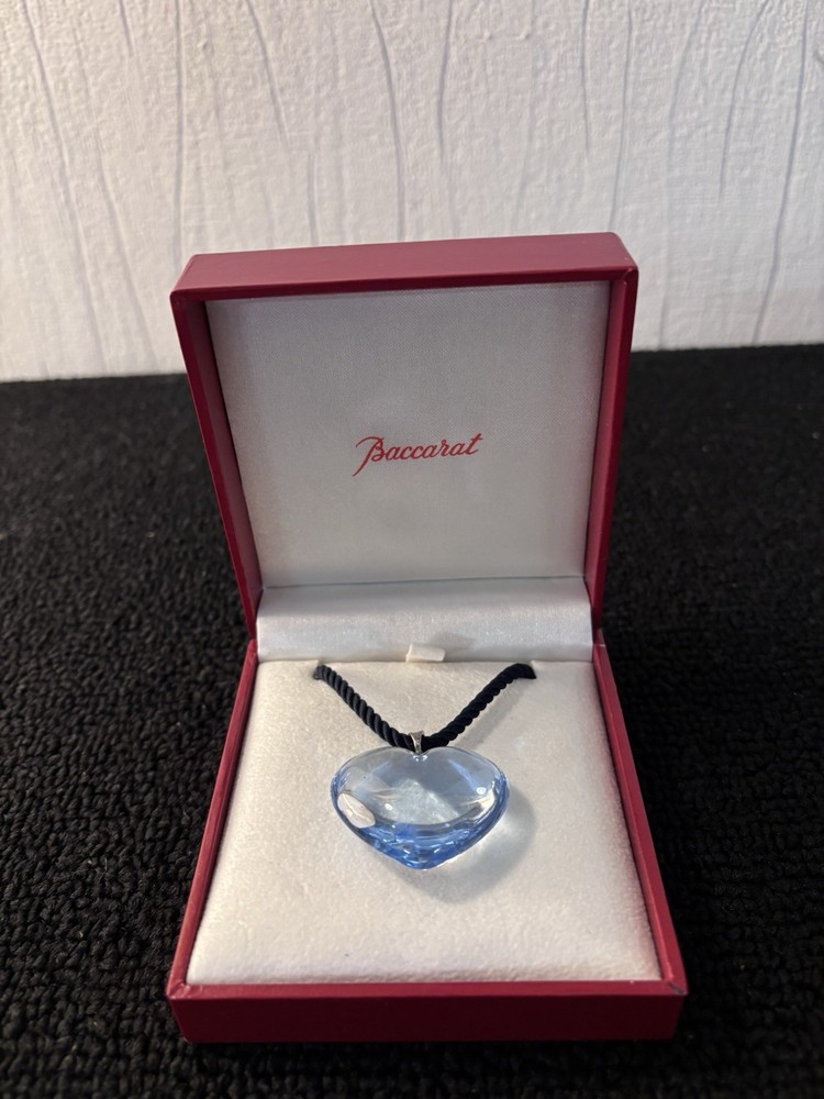 Sky Blue Heart Necklace In Baccarat Crystal Model 3