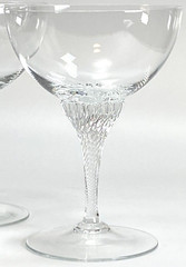 Pretty Twisted Stem Champagne Glasses 5 1/4″ Set of Four