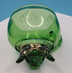 Vintage Lacy Medallion Green Glass Souvenir Custard Cup Etched 1915 – US Glass