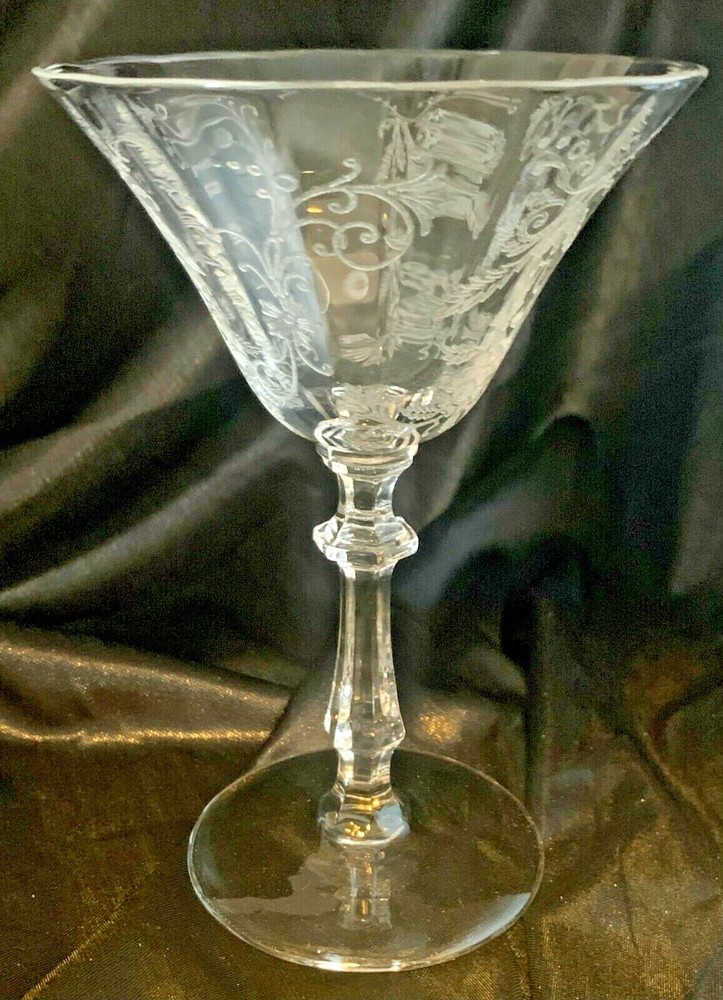 Glastonbury – Lotus Vesta Clear 6″ Champagne Sherbet Glass (HOLDS 6 oz full)