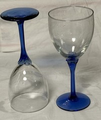 Libbey DOMAINE Vintage Wine Glasses/Goblets Cobalt Blue Flower Stem 8″ (2)