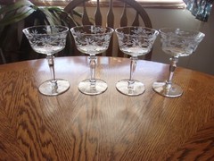 Etched Wine Wafer Stem Crystal Floral 7 Oz – Set of 4