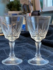 2 -Vintage Cut Crystal Cordials Pineapple Pattern 3- 3/4″ Made in France Z4
