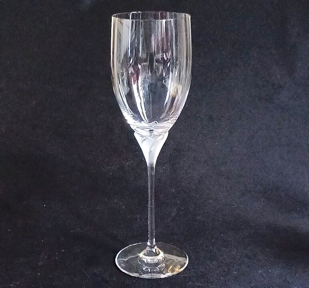 ROGASKA LAURA WINE GLASS, Frosted Blown Crystal, 9 5/8″, 6oz, GERMANY