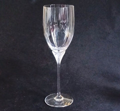 ROGASKA LAURA WINE GLASS, Frosted Blown Crystal, 9 5/8″, 6oz, GERMANY