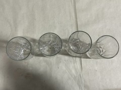 4 Juice Glass Set 2 3/4 Round 5 1/2 Tall Decorative Glass