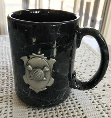 Linyi Golf Mug Heavy Black Stoneware w Pewter Golf Emblem