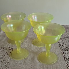 Set of 4 Fenton Yellow Topaz Vaseline Stretch Glass Sherbet Glow Glasses