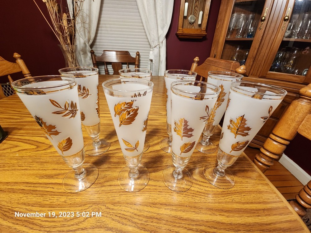 Set of 8 Vintage Libbey Frosted Glass Gold Leaves Pilsner Glasses 8 1/2″