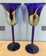 CORREIA~ SET OF 2 -Cobalt Blue 9.75″ WINE-GOBLET GLASS w/Pulled Feather Design