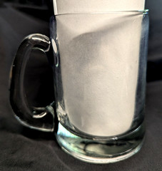 GEORGETOWN UNIVERSITY ADVERTISING BARWARE GLASS MUG/STEIN 4 3/4″