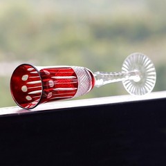 Burgundy French Bohemian Style Champagne Flute Glass Hand Cut To Crystal 5oz