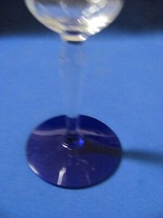 VINTAGE ELEGANT GLASS CRYSTAL ETCH TALL WATER GOBLETS BLUE FEET 7 3/4″ H 6 PCS.